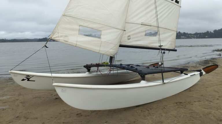 Hobie cat 16